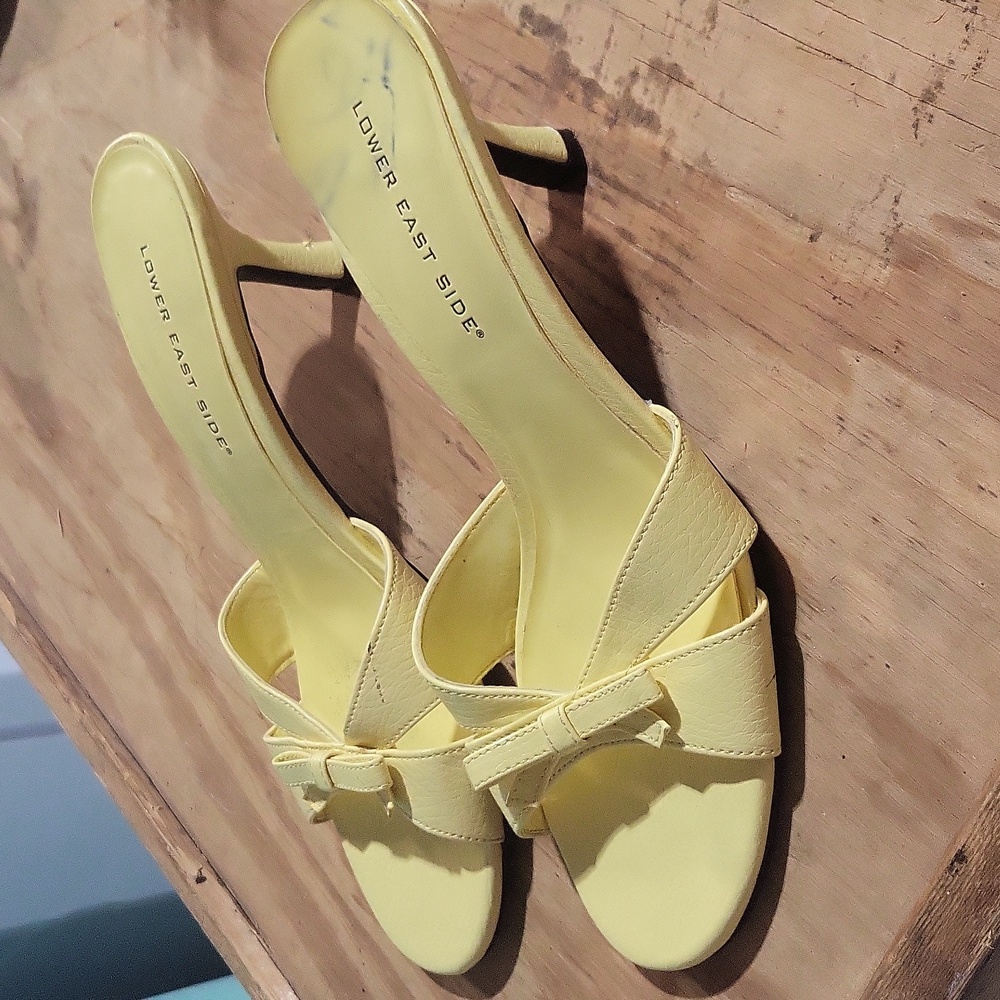 Lower east side yellow heels size 8